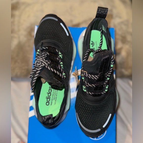 Adidas - NMD_V3  Men’s 8 - Picture 5 of 16